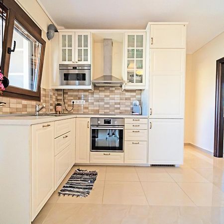 Luxury And Sunny Apartment 250 Mts From The Beach!! Peraía 外观 照片