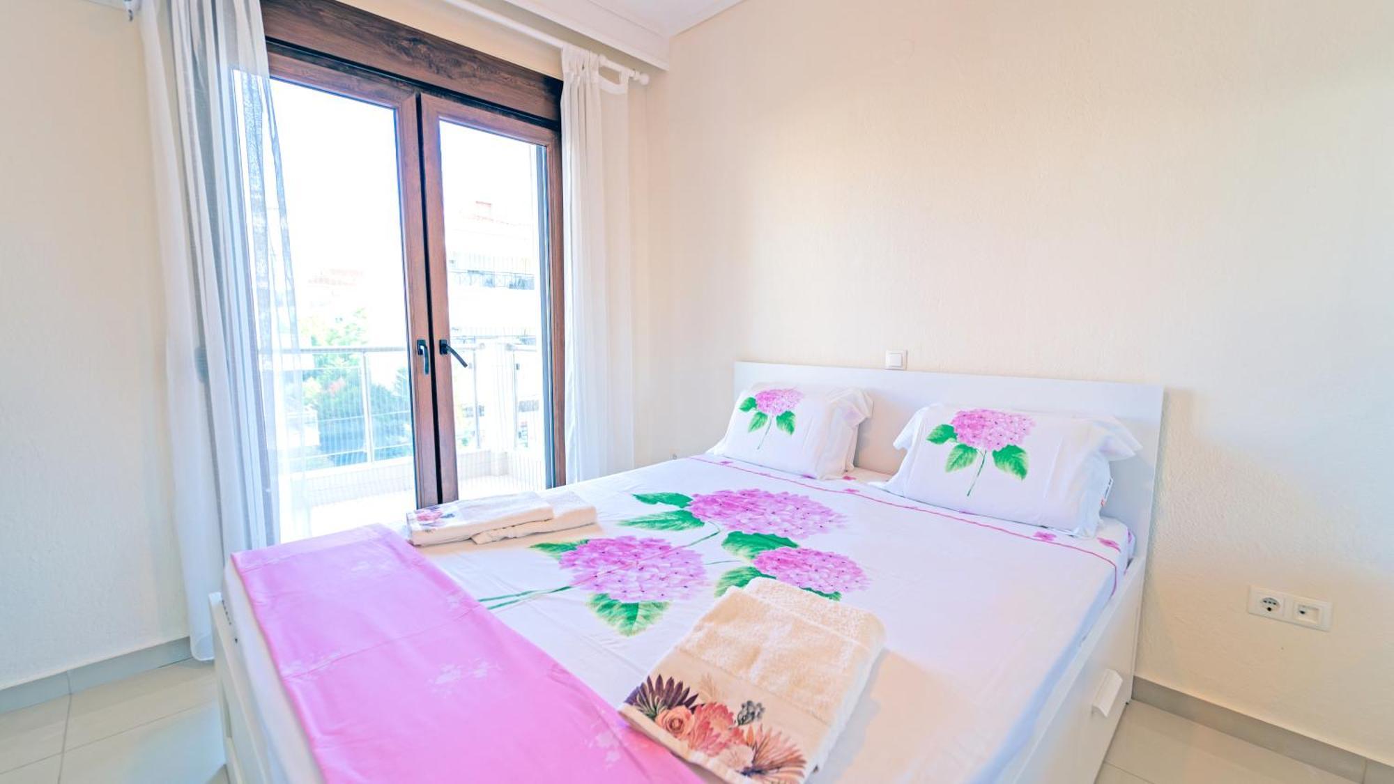 Luxury And Sunny Apartment 250 Mts From The Beach!! Peraía 外观 照片
