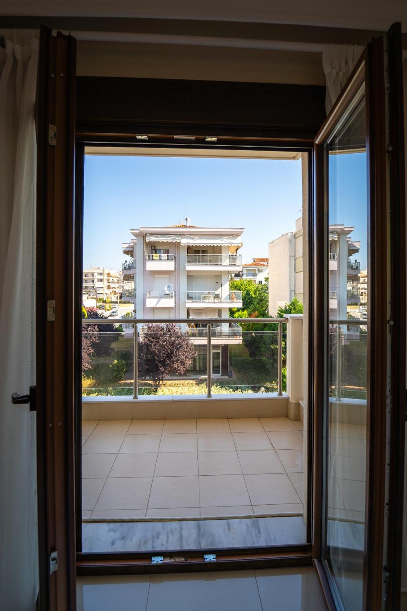Luxury And Sunny Apartment 250 Mts From The Beach!! Peraía 外观 照片